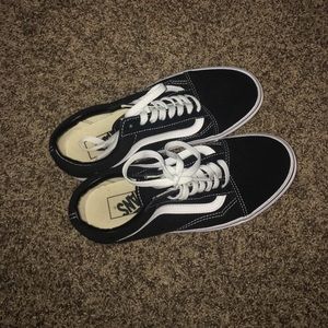 Classic low top skater vans